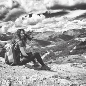 Meet your Posher, Mae